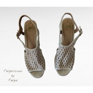 Fergalicious by Fergie natural crochet wedge open toe shoe  Sz 7.5M